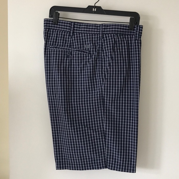 Izod Other - MEN’S SHORTS. BLUE PAD.